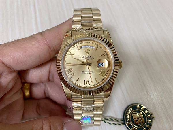 激安ロレックス側面デザイン